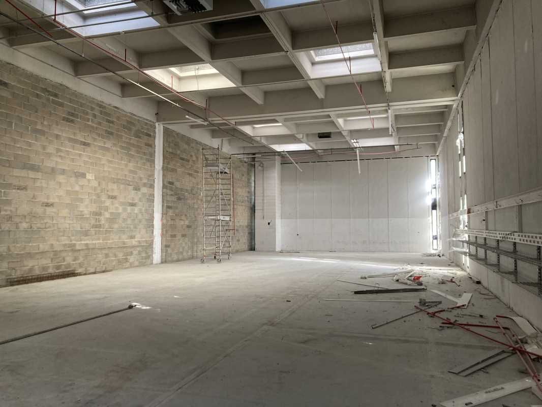 Activité à louer à Rungis.   Situé à seulement 7 