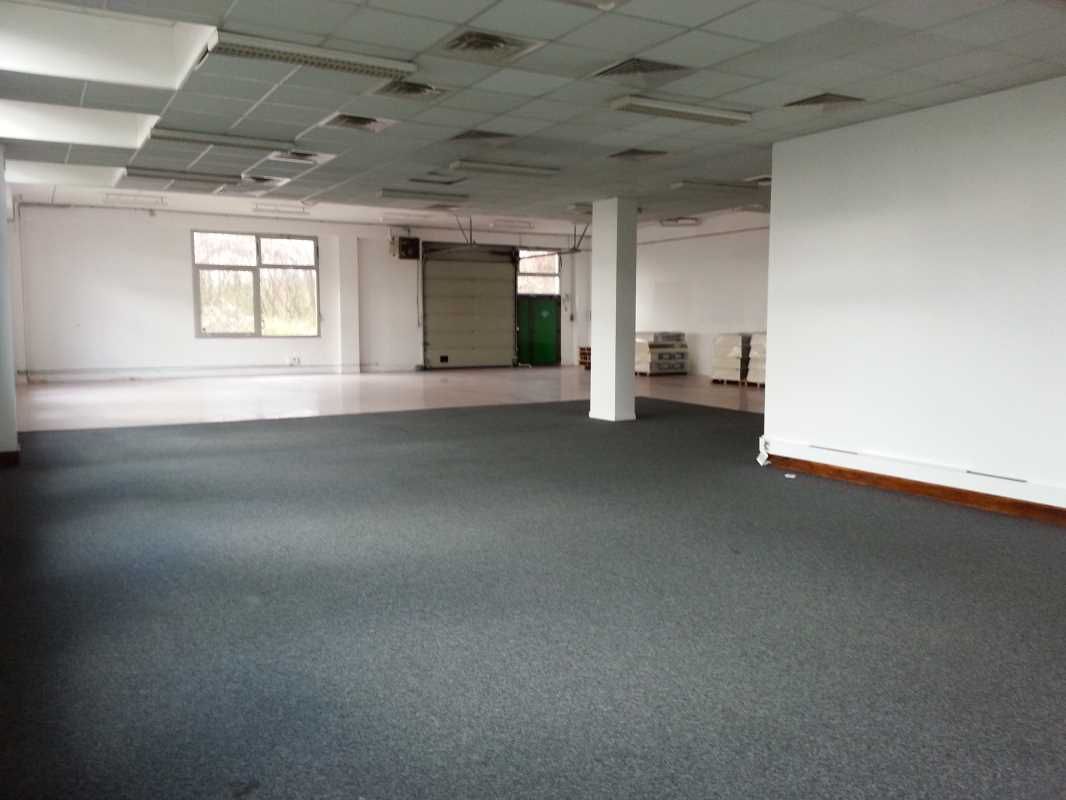 Nous vous proposons à la location plusieurs surfa