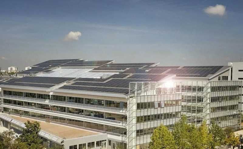 À louer, bureaux à Clamart  Venez découvrir l'imm