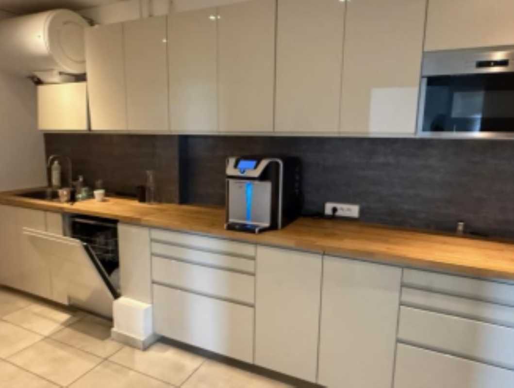 Situé dans la commune de Villejust (Essonne), au