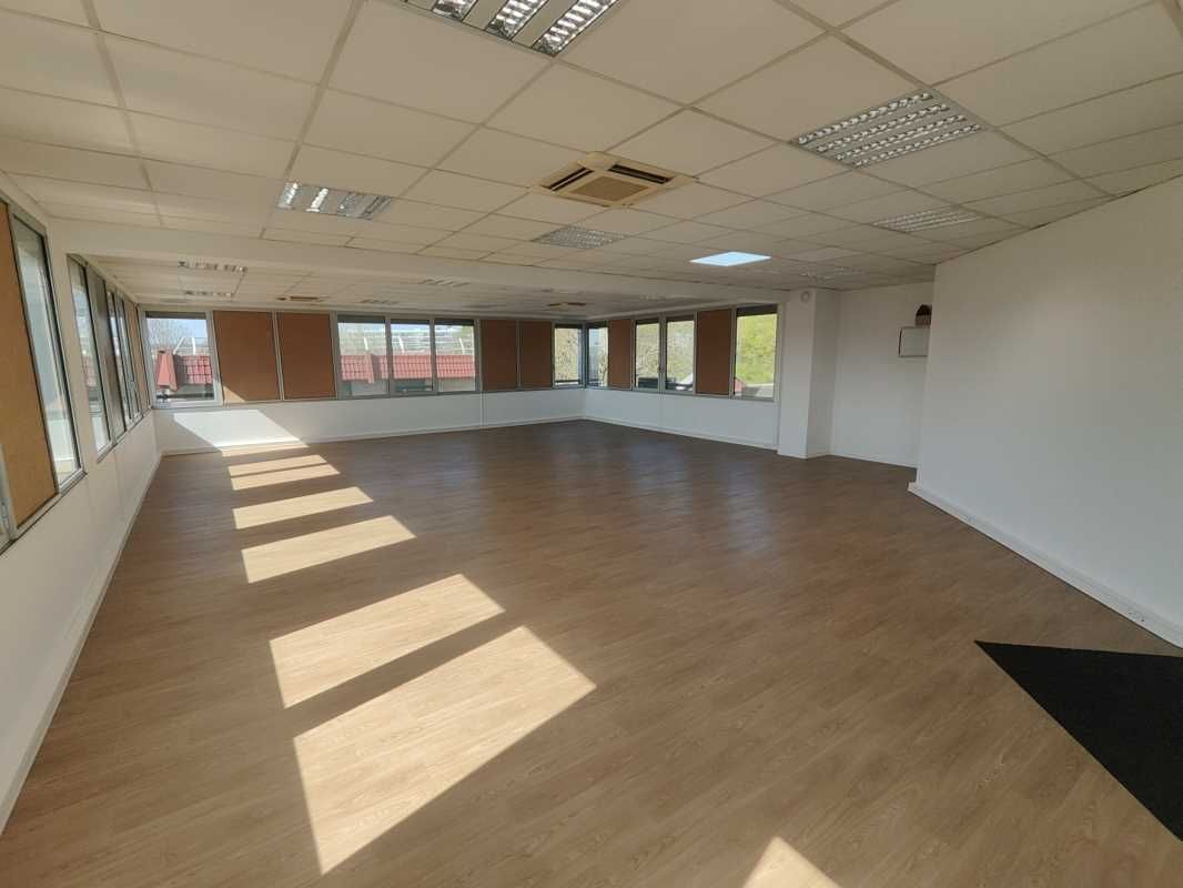 À la recherche de bureaux à louer à Massy ? Ne ch