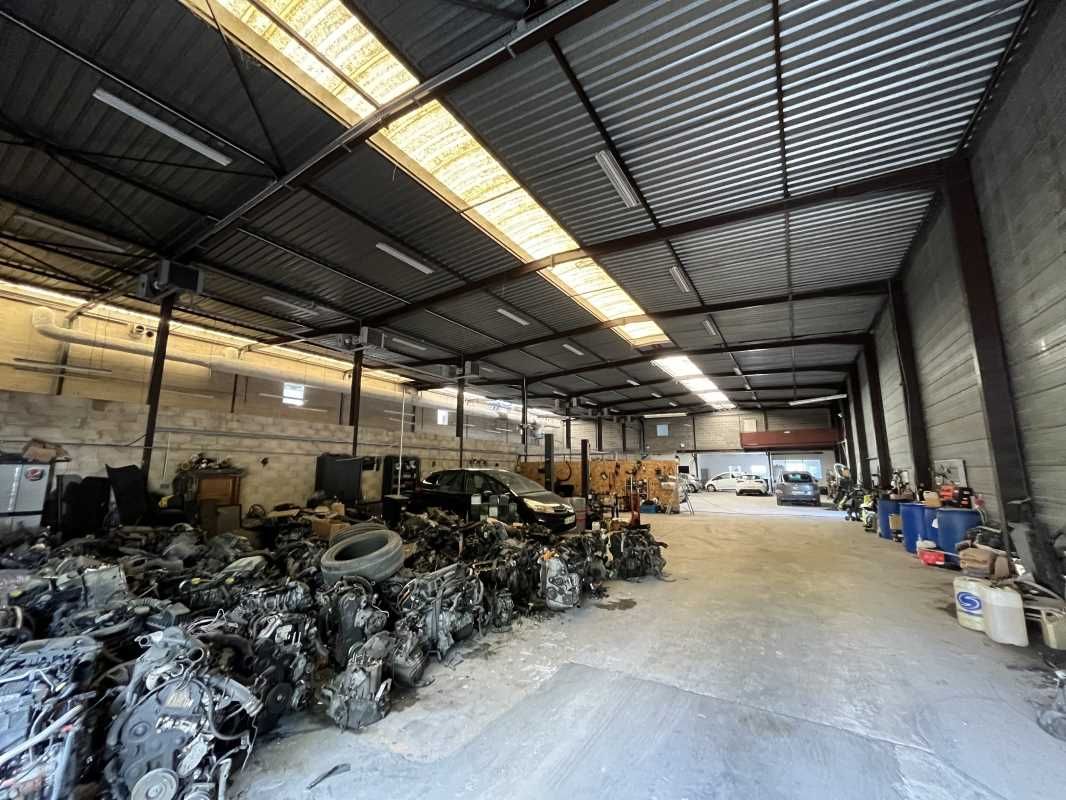 À Porcheville, découvrez un bâtiment indépendant 