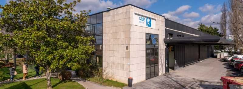 À LOUER - BÂTIMENT INDÉPENDANT MIXTE À PALAISEAU 