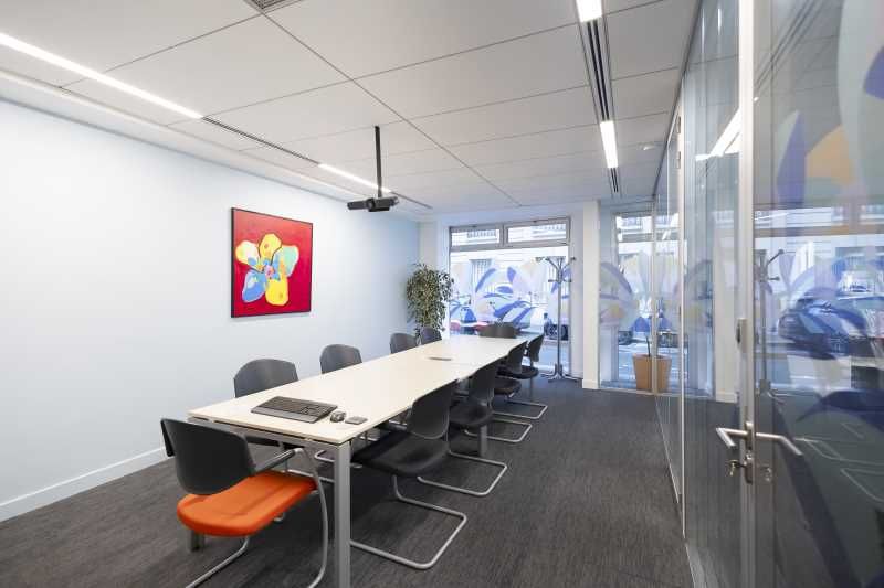 À vendre - Locaux commerciaux avec une entrée ind