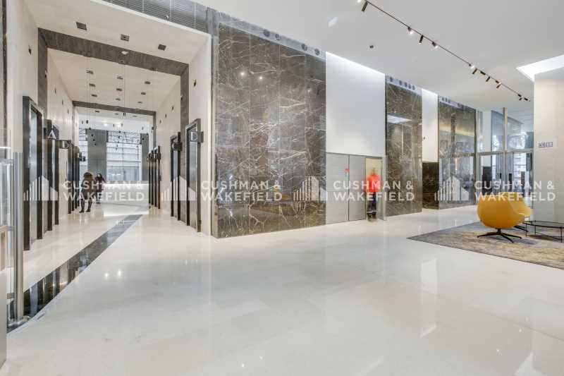 Bureaux à louer à la Défense. Au sein de Liberty 