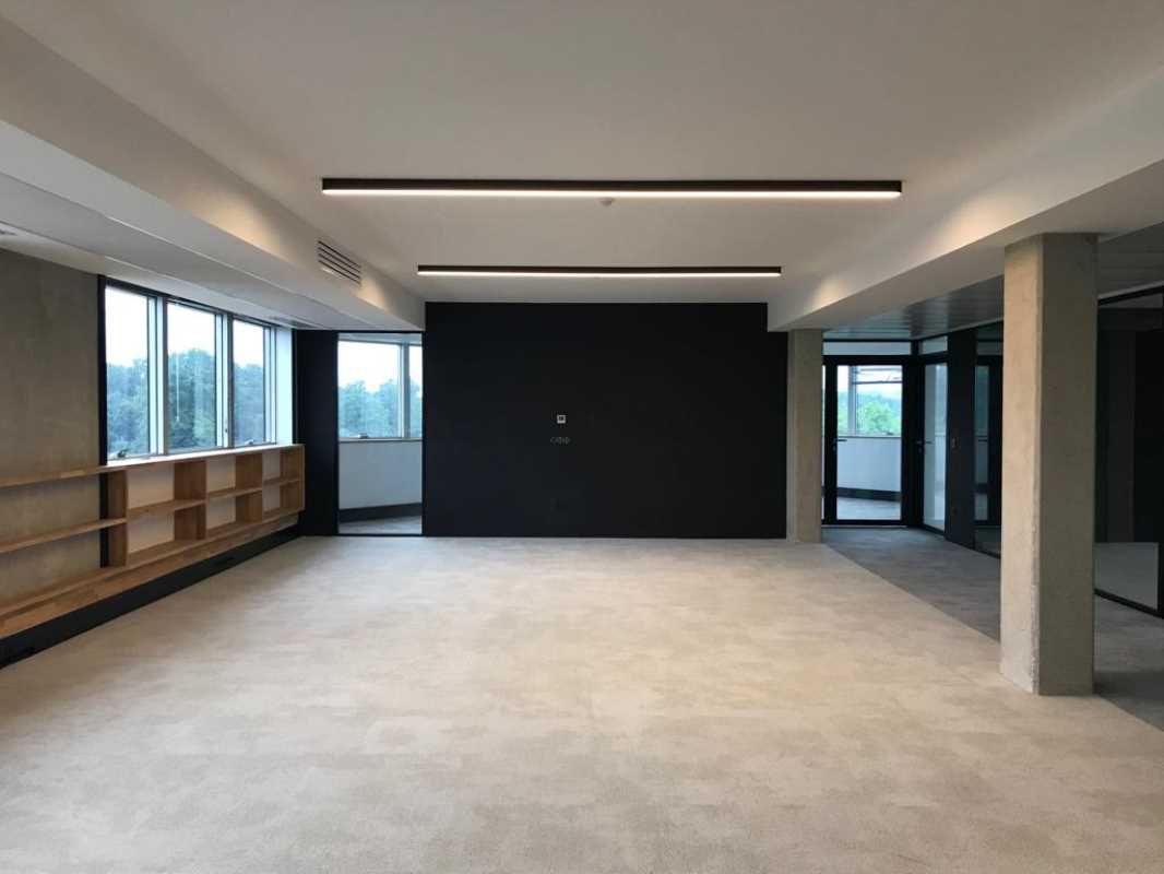 A louer Suresnes, bords de Seine, surfaces de bur