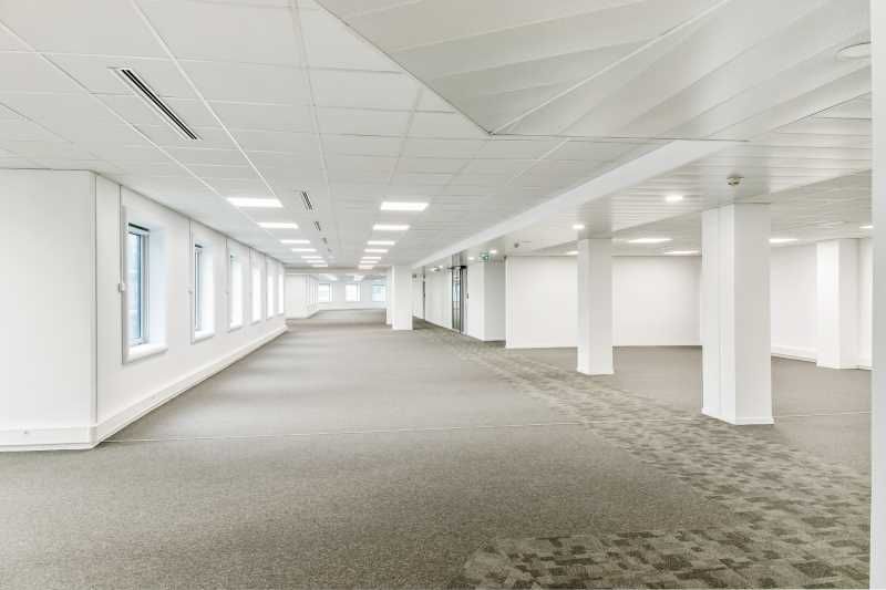 Bureaux à louer - Immeuble de standing à La Défen