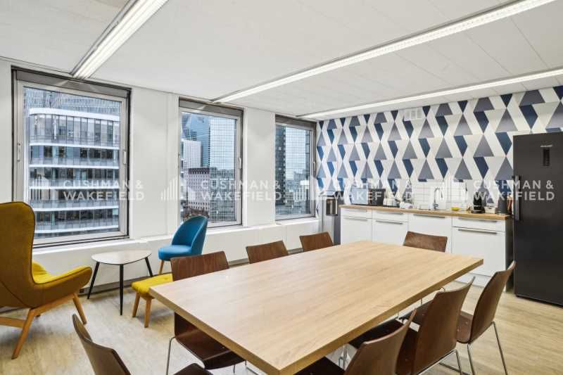 À Louer : Bureaux Modernes sur les Quais de Seine