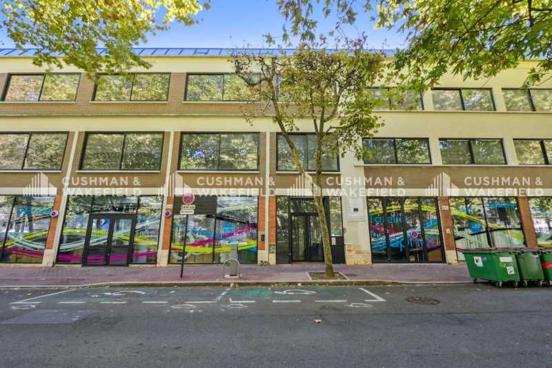 À louer - Bureaux divisibles à partir de 560 m² -