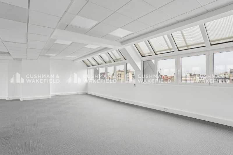 Cushman & Wakefield vous propose une surface de b