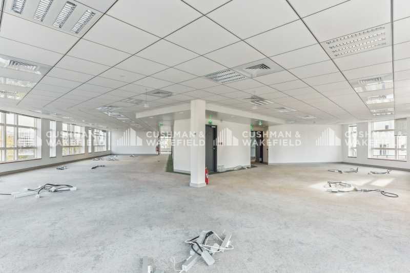 À Louer : Bureaux à Issy-les-Moulineaux Cushman &