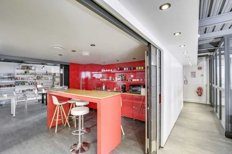 Bureaux à louer - Immeuble indépendant et atypiqu