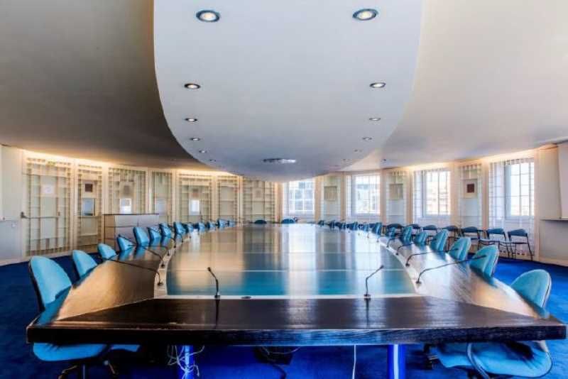 Surfaces de bureaux à la carte - A louer - 5 min 