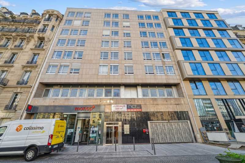 Bureaux à vendre ou à louer - 327 m² à Neuilly-su