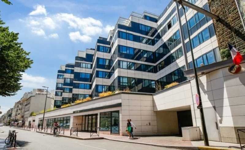 Bureaux à louer / Possibilité Plug & Play - Leval