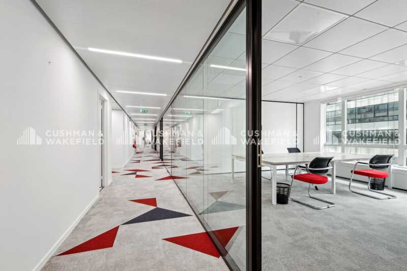 À louer : plateau de bureaux de 298 m² dans un im