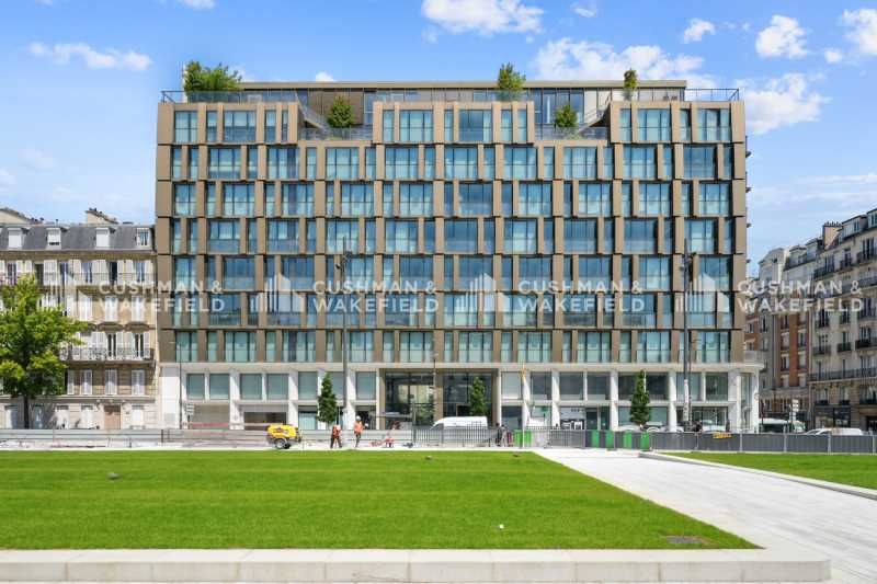 Bureaux de 691 m² divisibles à partir de 320 m² à