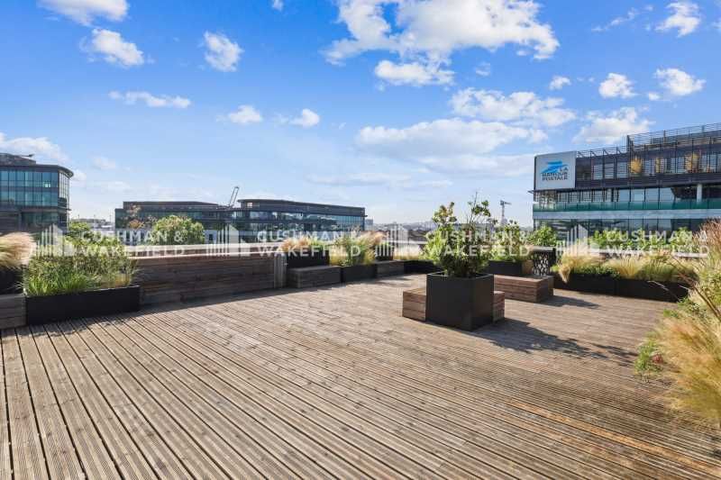 Cushman & Wakefield vous propose une surface de 5