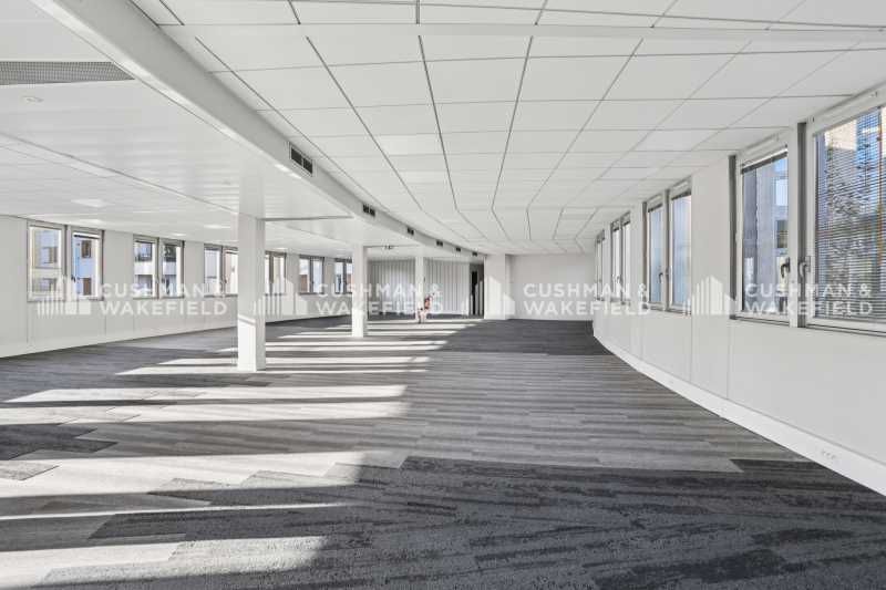 Cushman & Wakefield vous présente à la location u