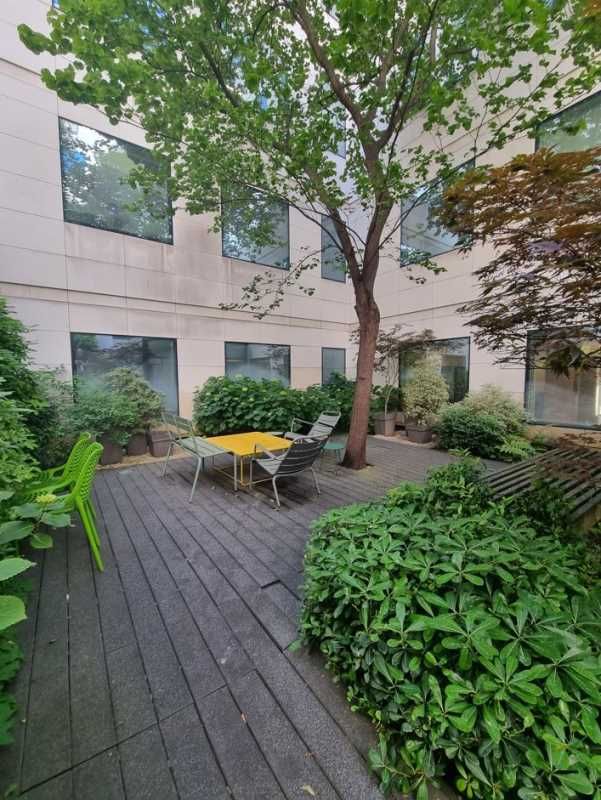 À Issy-les-Moulineaux, CW vous propose une opport