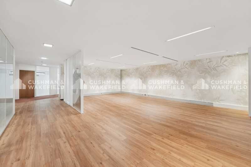 Cushman & Wakefield vous présente à la vente 377 