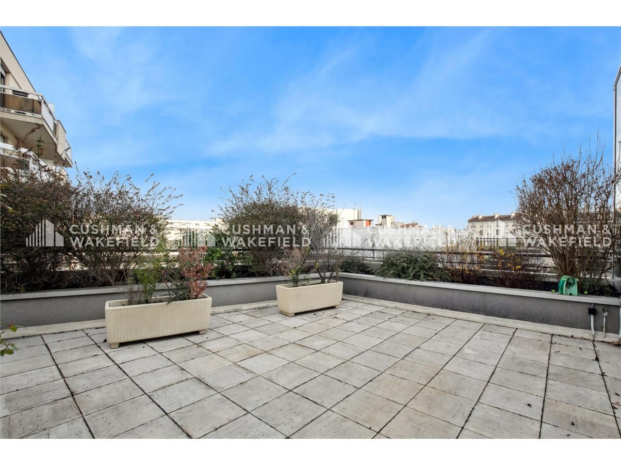 Cushman & Wakefield vous propose une surface de b