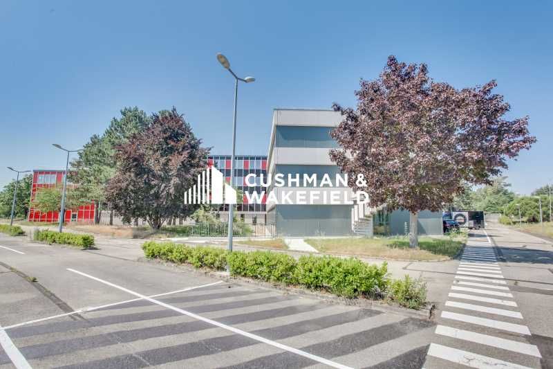 Location bureaux 1611 m² divisibles à partir de 246 m²