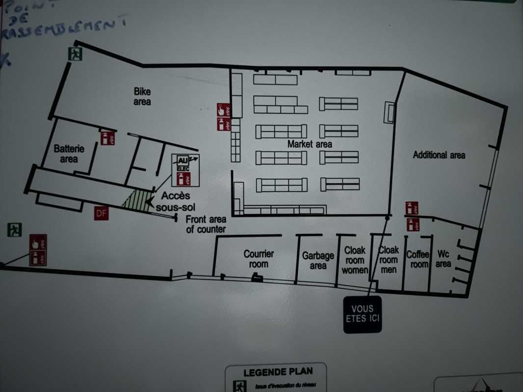 Location entrepots 495 m² non divisibles