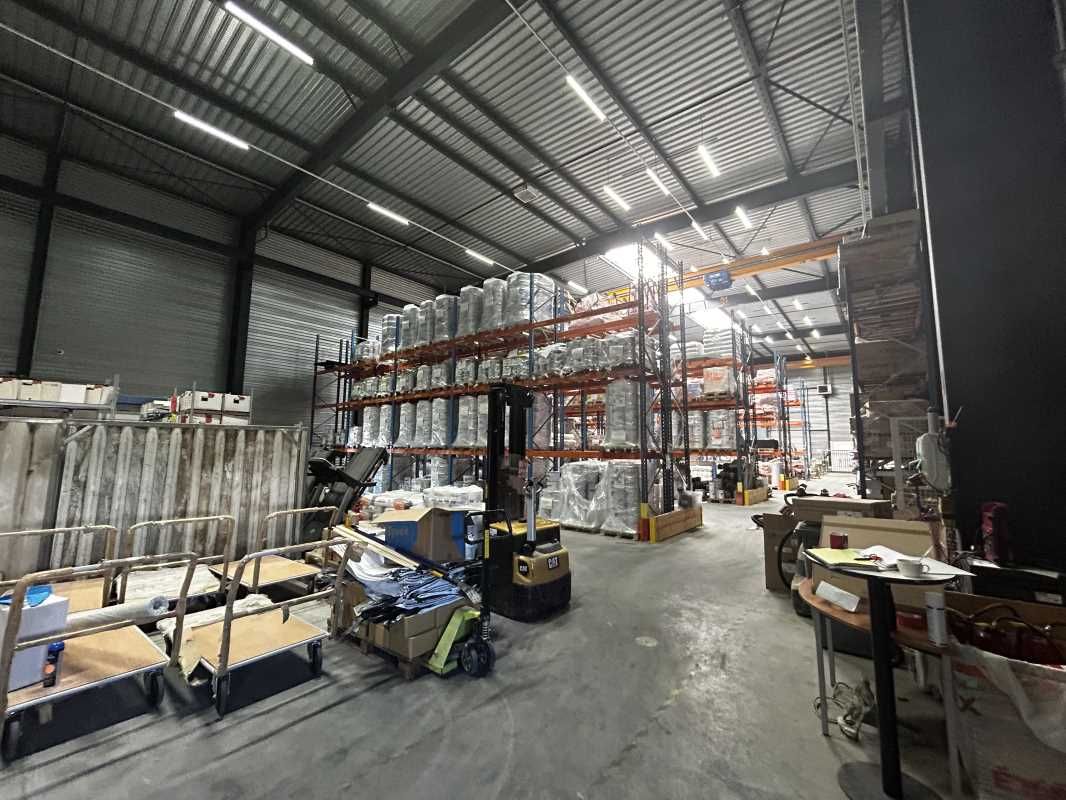 Nous vous proposons à la location des locaux d'ac