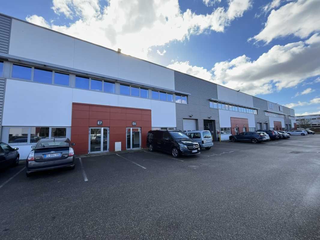 A louer locaux d'activité Saint-Priest (69800)  N