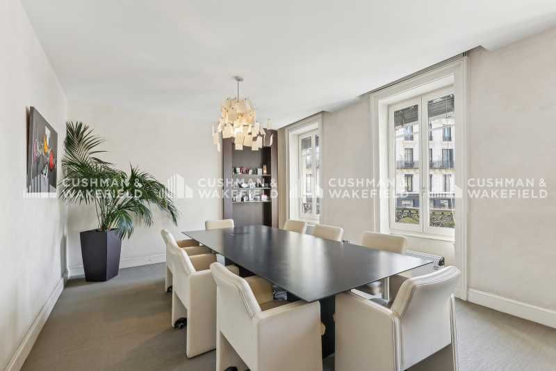 Cushman & Wakefield vous propose à la location un