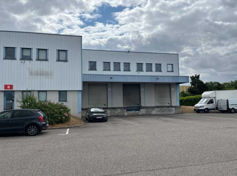 CUSHMAN & WAKEFIELD vous propose à la location de