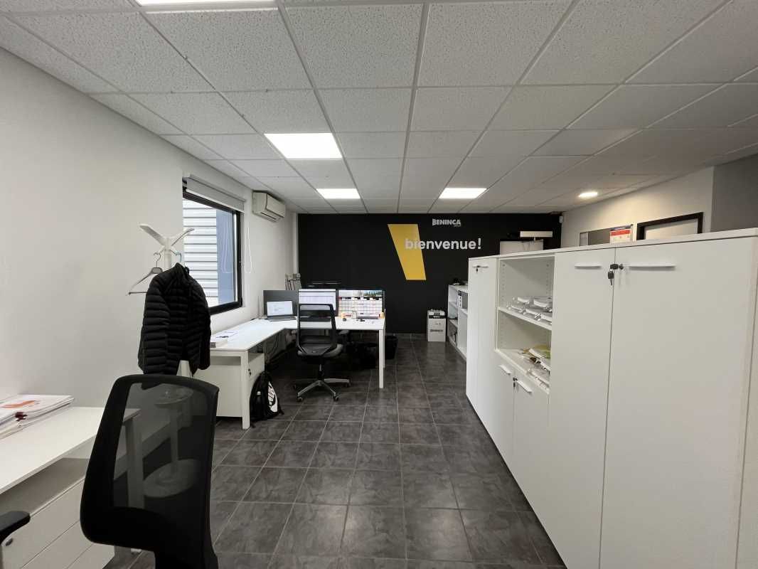 CUSHMAN & WAKEFIELD vous propose à la location de