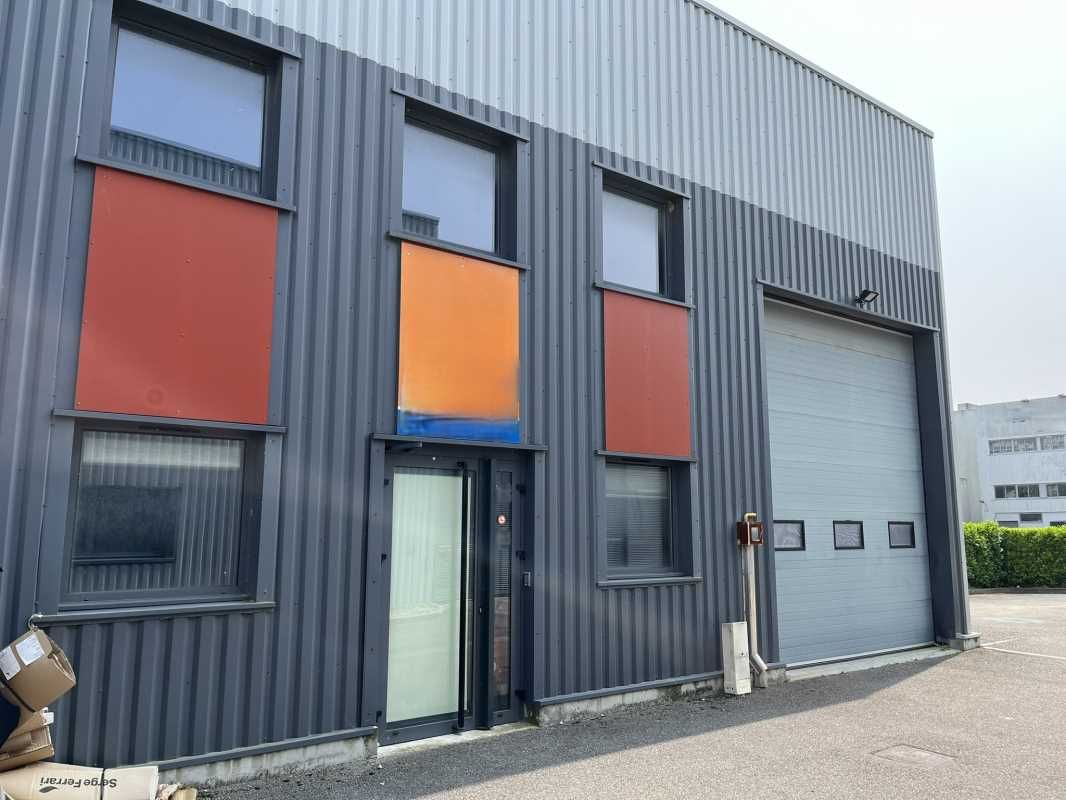 Situé au coeur de la dynamique Zone PERICA à Rill