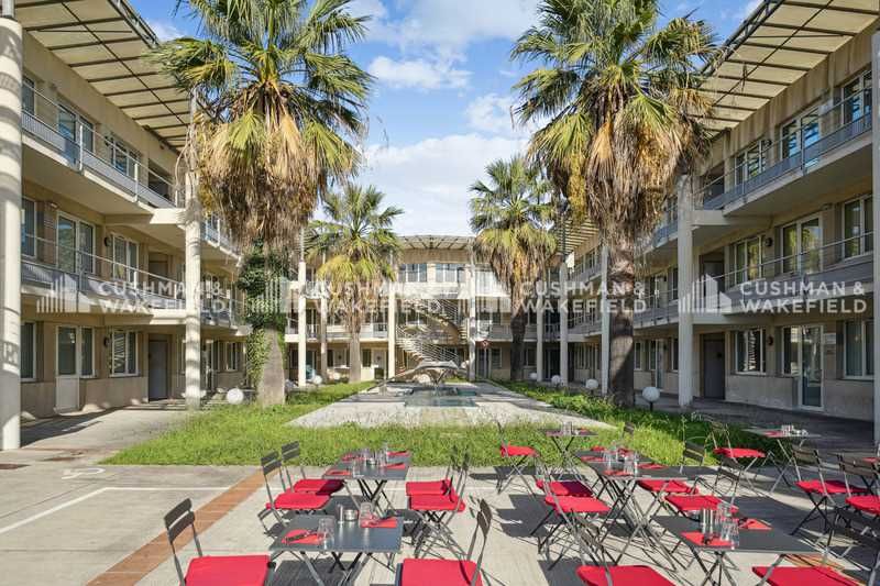 Bureaux à louer - Zone Franche Urbaine (ZFU)   Cu