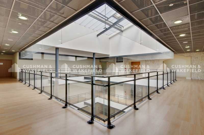 CUSHMAN & WAKEFIELD vous propose des bureaux en Z