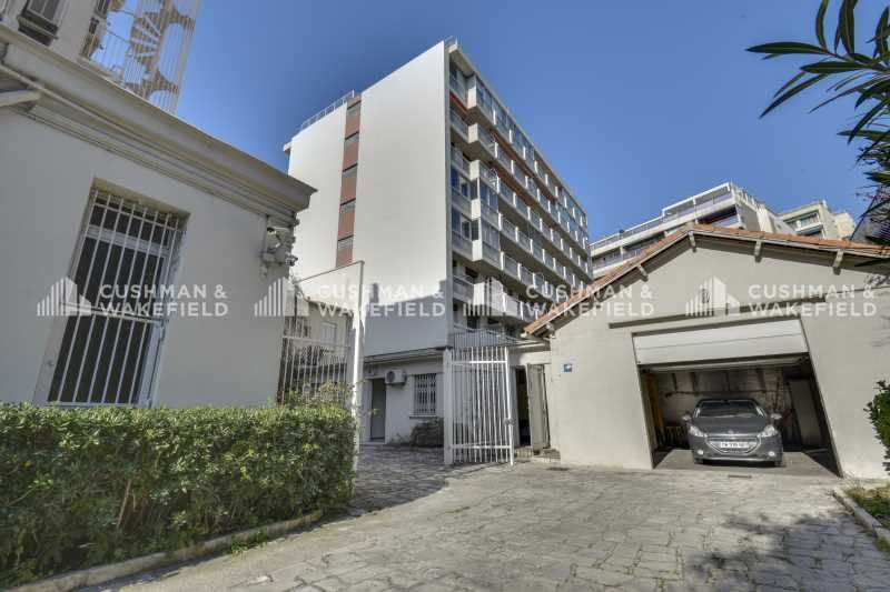 RARE A LA LOCATION OU A LA VENTE - ADRESSE PRADO