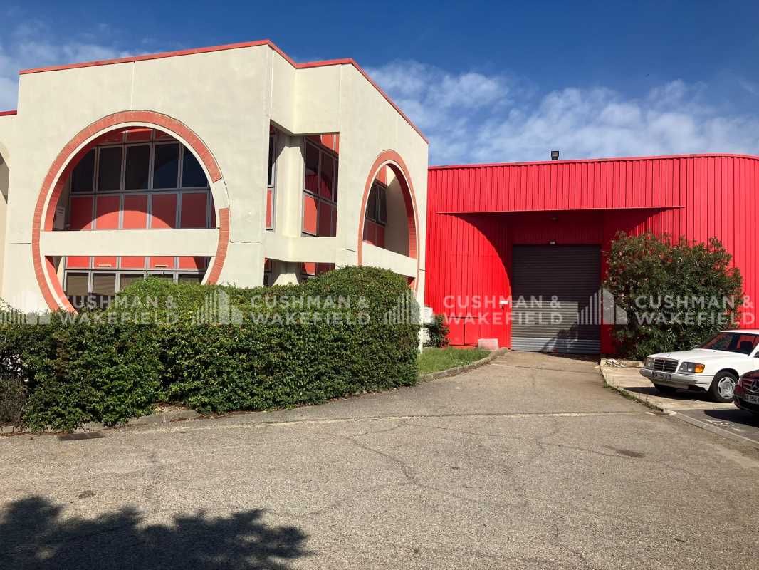 Local d'activités à louer - 13127 - ZI Couperigne