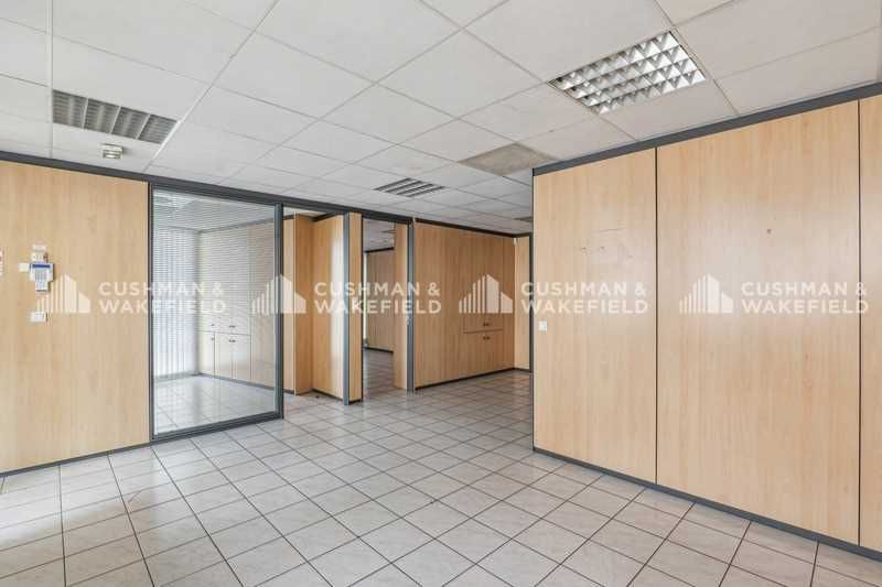 Située au coeur de la zone industrielle et tertia