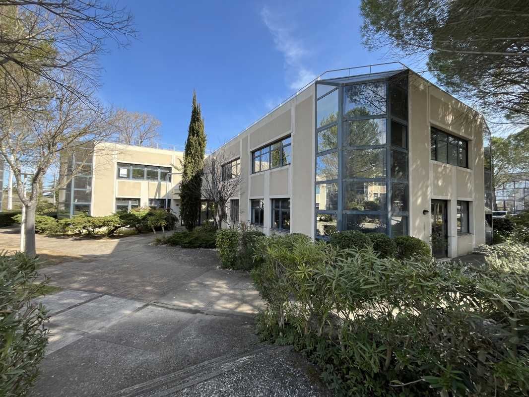 BUREAUX À LOUER - PÔLE D'ACTIVITÉS AIX-EN-PROVENC