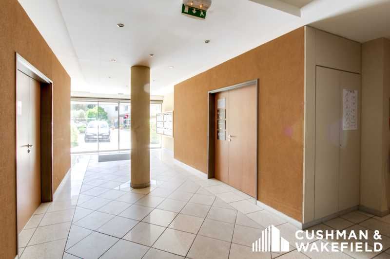 Au coeur de la zone d'activité ATHELIA à La Ciota