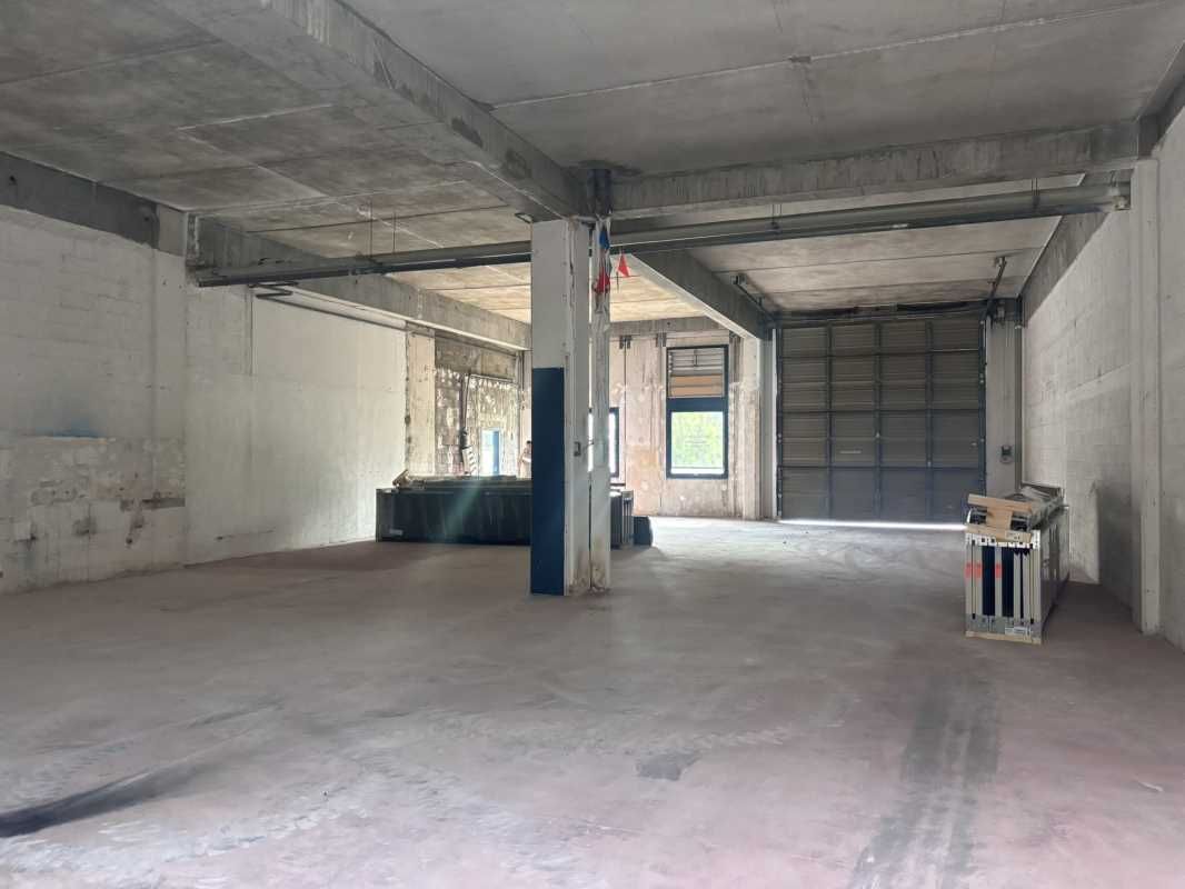 Local d'activités à louer - 13127 Vitrolles  Situ