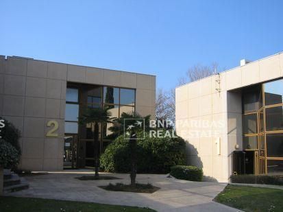 74 m² pour ce bureaux en location à Montpellier