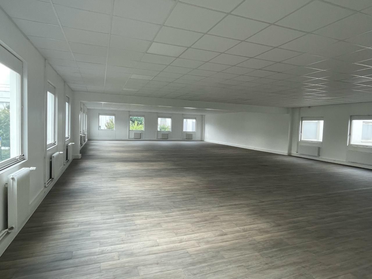 Vente Bureaux 254.7 m² non divisibles 95520 Osny