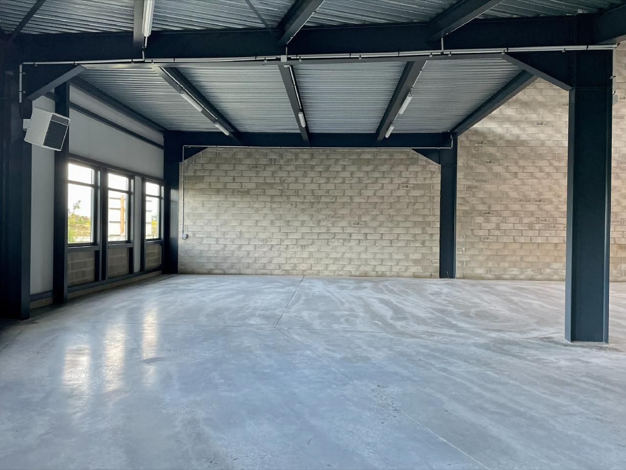 Vente PME-PMI 849 m² non divisibles 95640 Marines