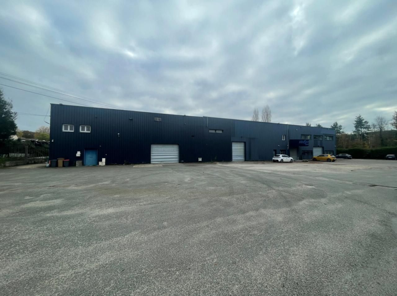 Location PME-PMI 1000 m² non divisibles 78550 Bazainville