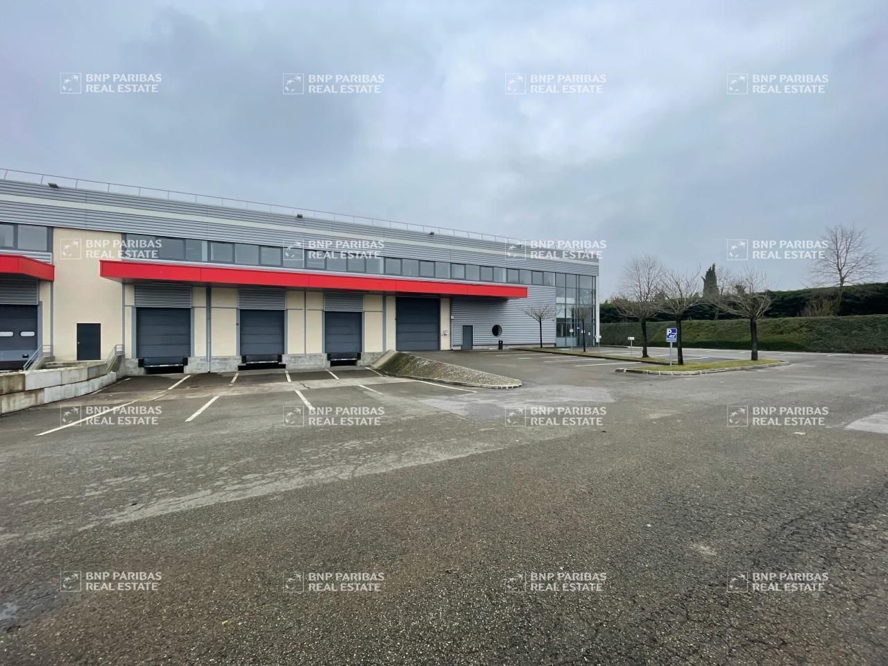 Location PME-PMI 2658 m² non divisibles 78190 Trappes
