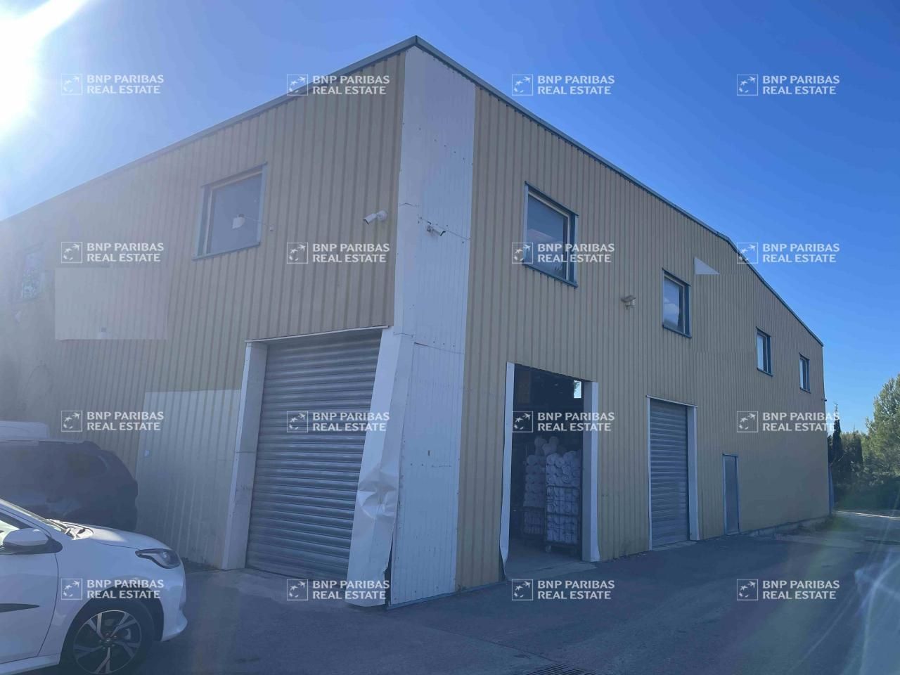 795 m² pour ce activité en location à Velaux