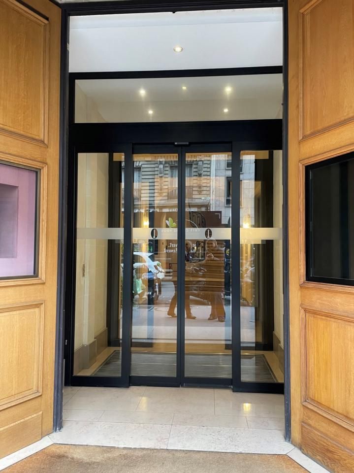 308 m² pour ce bureaux en location à Paris