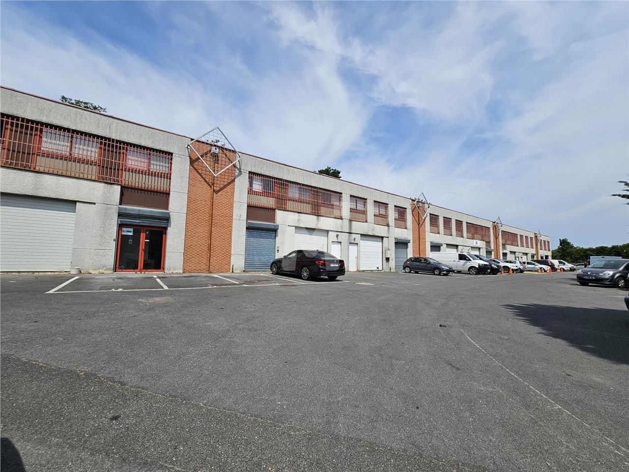 Proche de la Francilienne (N104) et de l'autorout